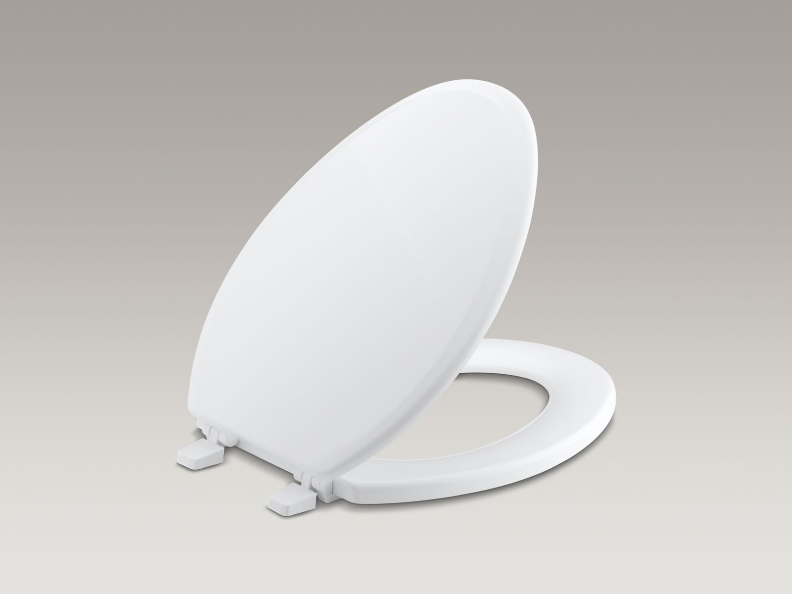 Ridgewood® with Q2 Advantage™ elongated toilet seat