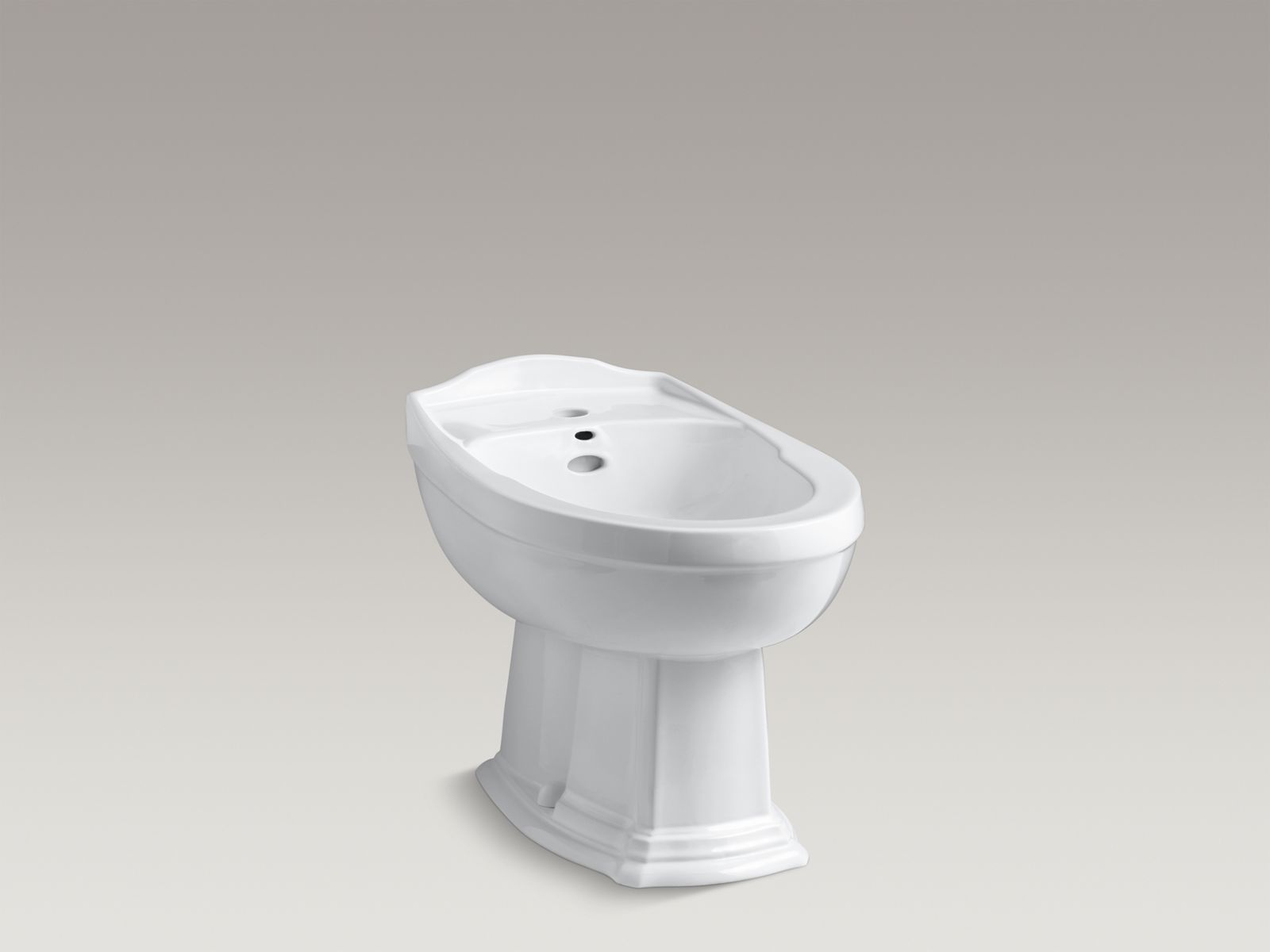 Portrait® horizontal spray bidet with single faucet hole