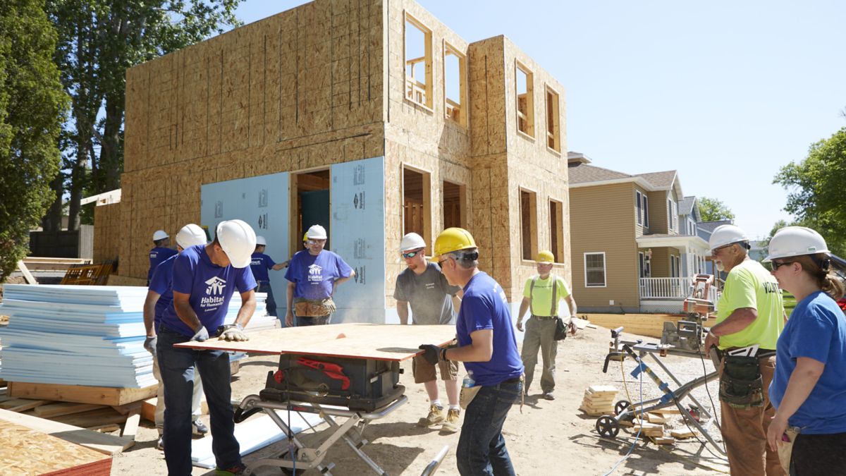 Habitat for Humanity | Kohler Power | Employees Build Home | Kohler ...