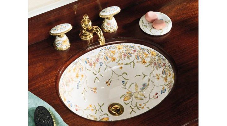 3/4 view of product