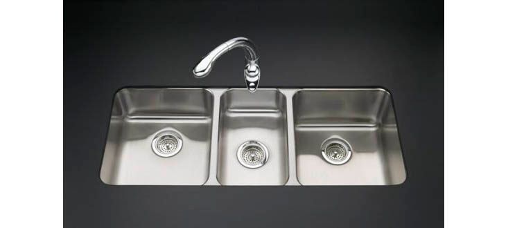 3/4 view of product