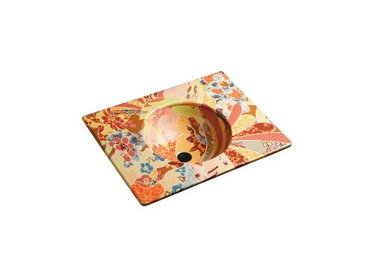 3/4 view of product
