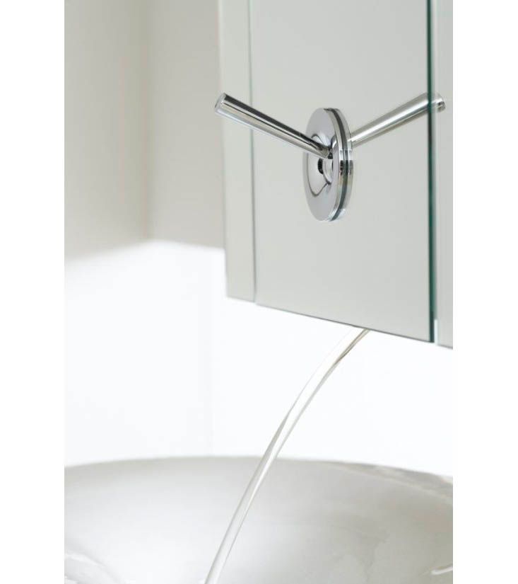 3/4 view of product