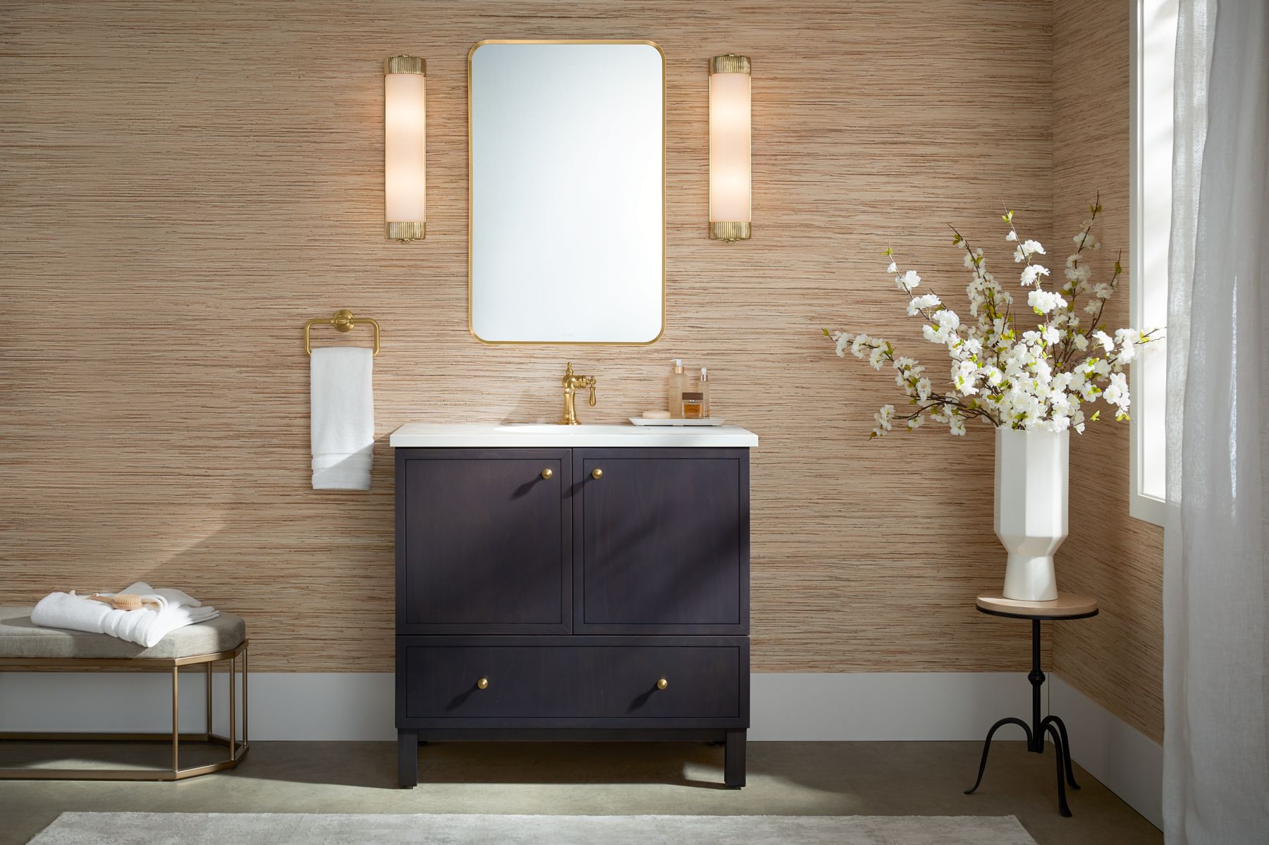 Up to 2 walls & multiple product categories visible