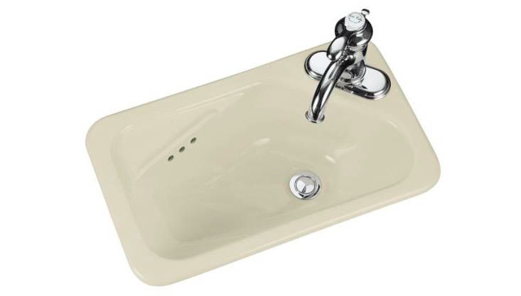 3/4 view of product