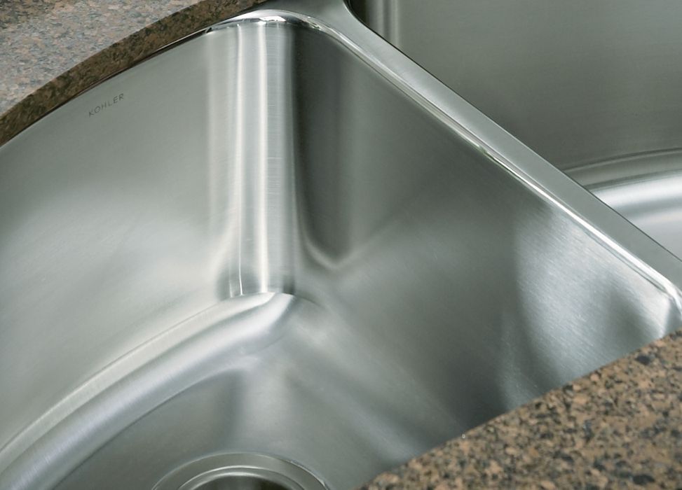 Should you choose a fabricated or a drawn stainless steel sink?