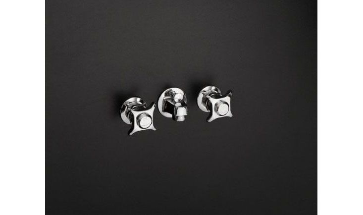 3/4 view of product