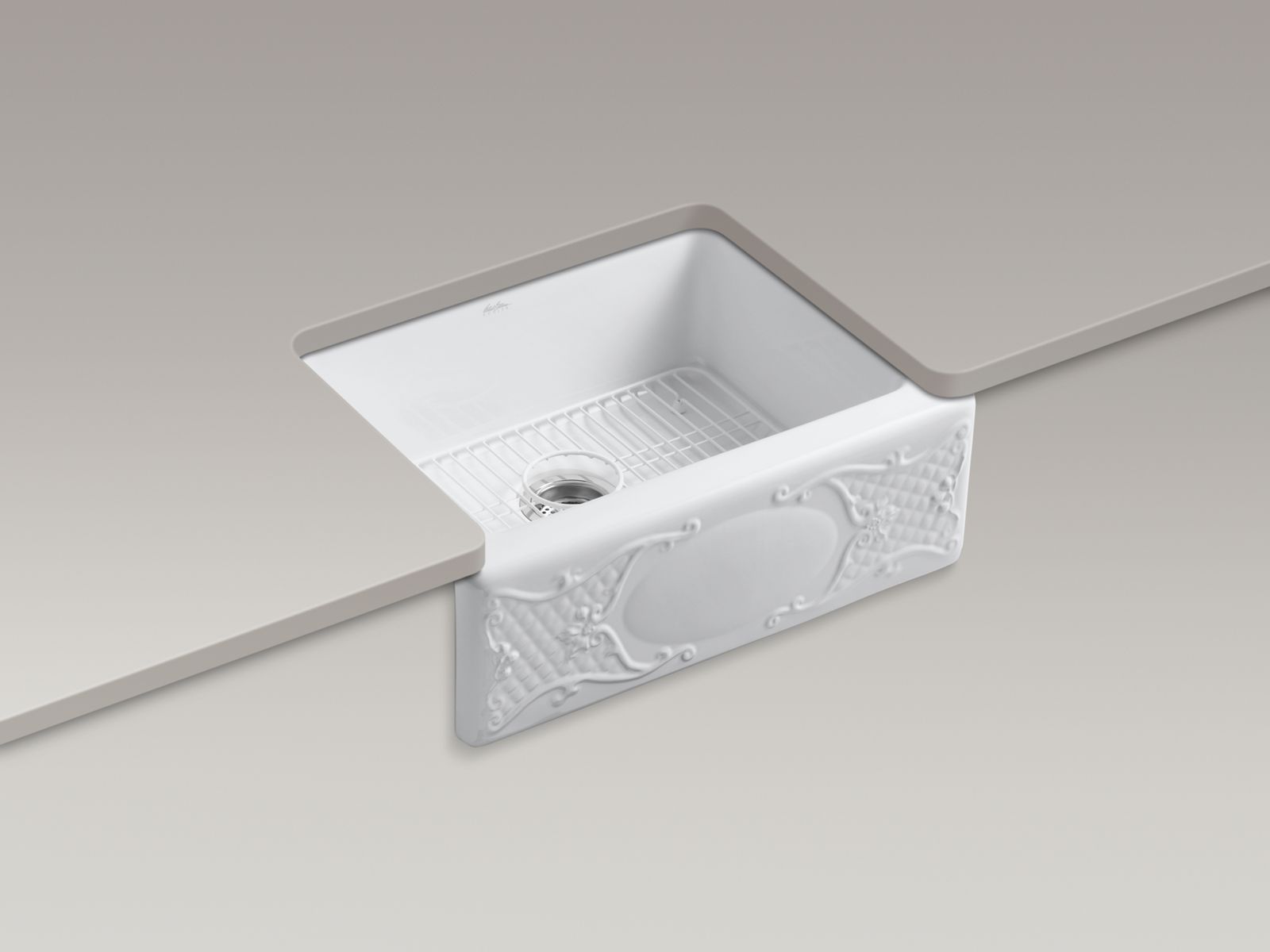 3/4 view of product