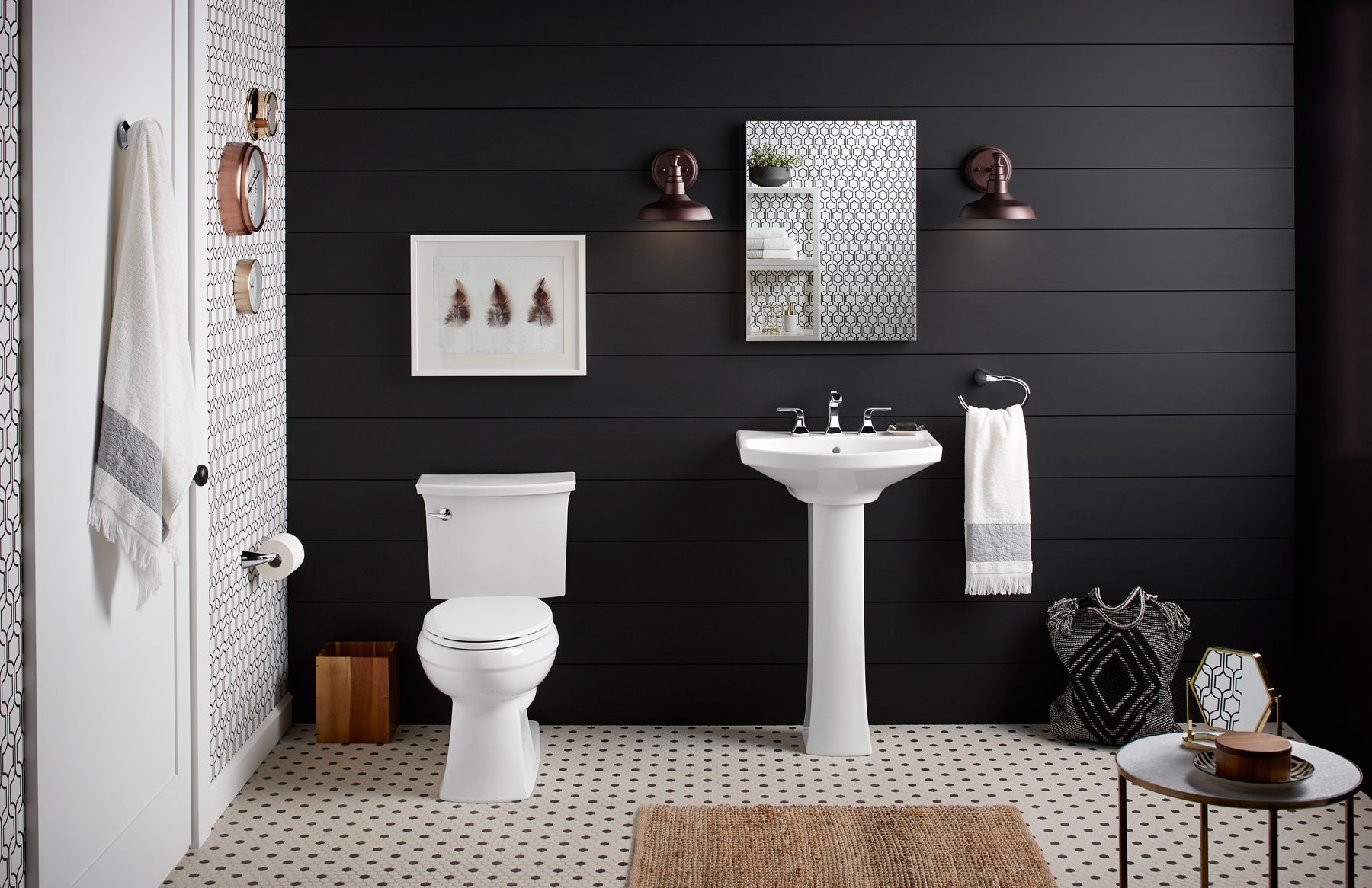 Up to 2 walls & multiple product categories visible