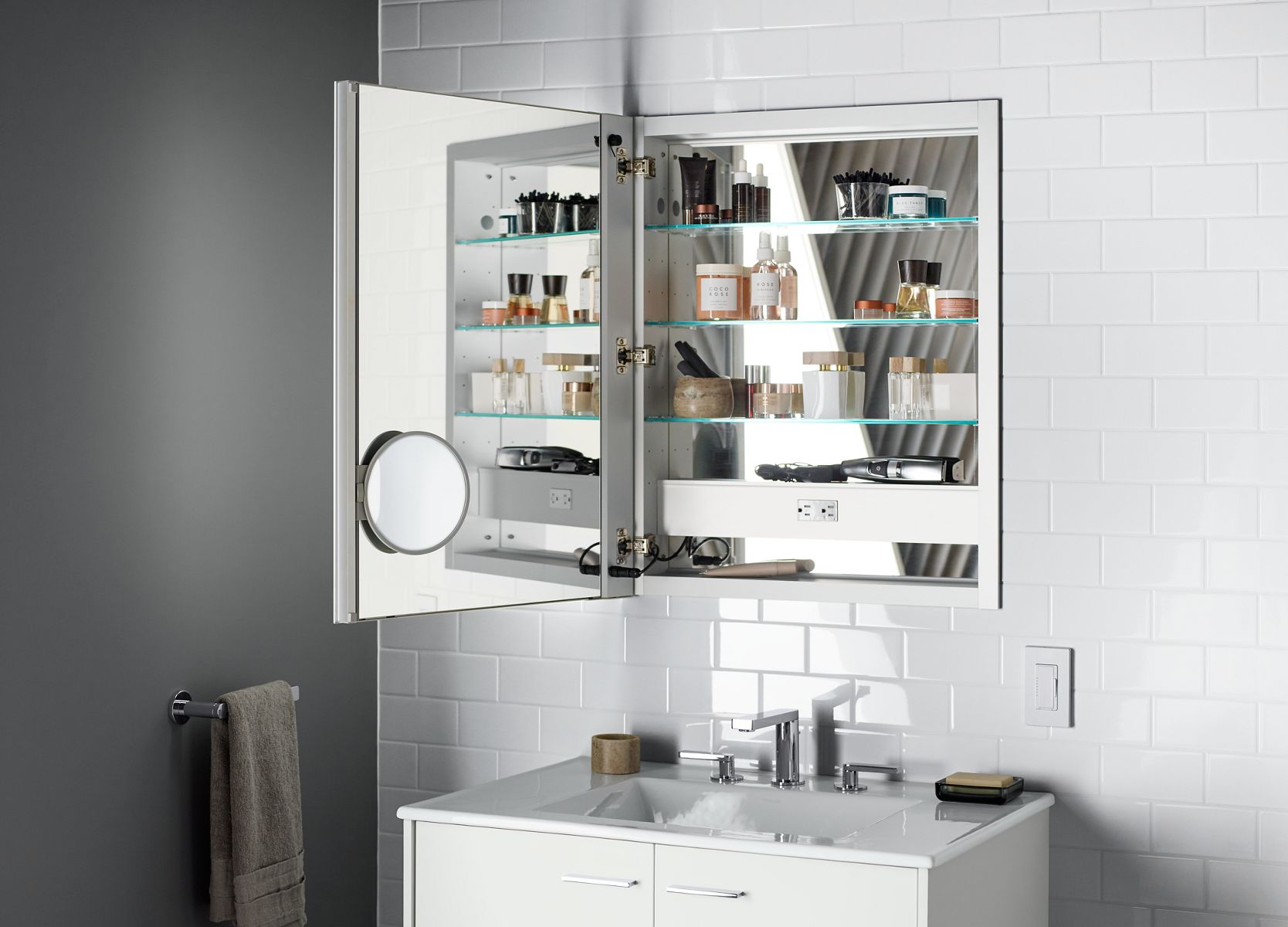 Coordinating mirror cabinets