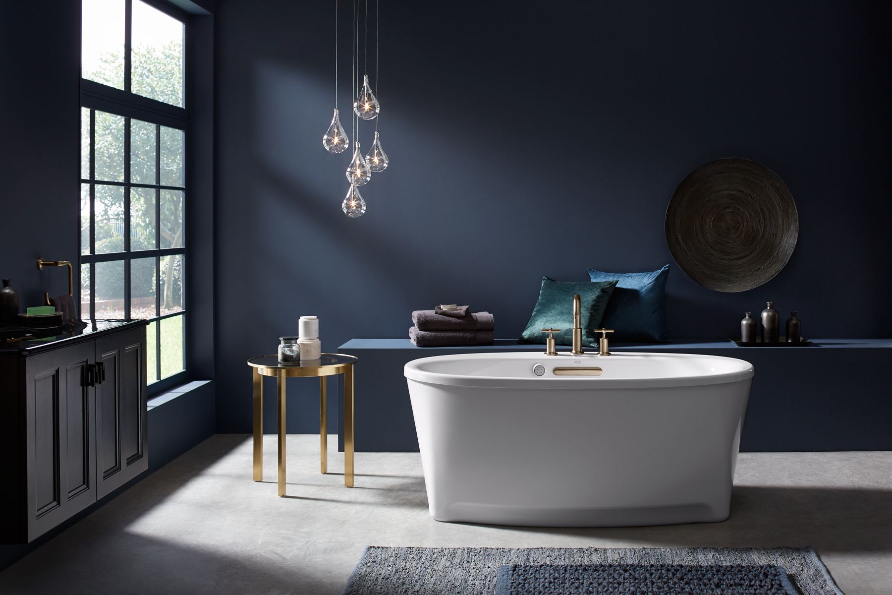 Up to 2 walls & multiple product categories visible