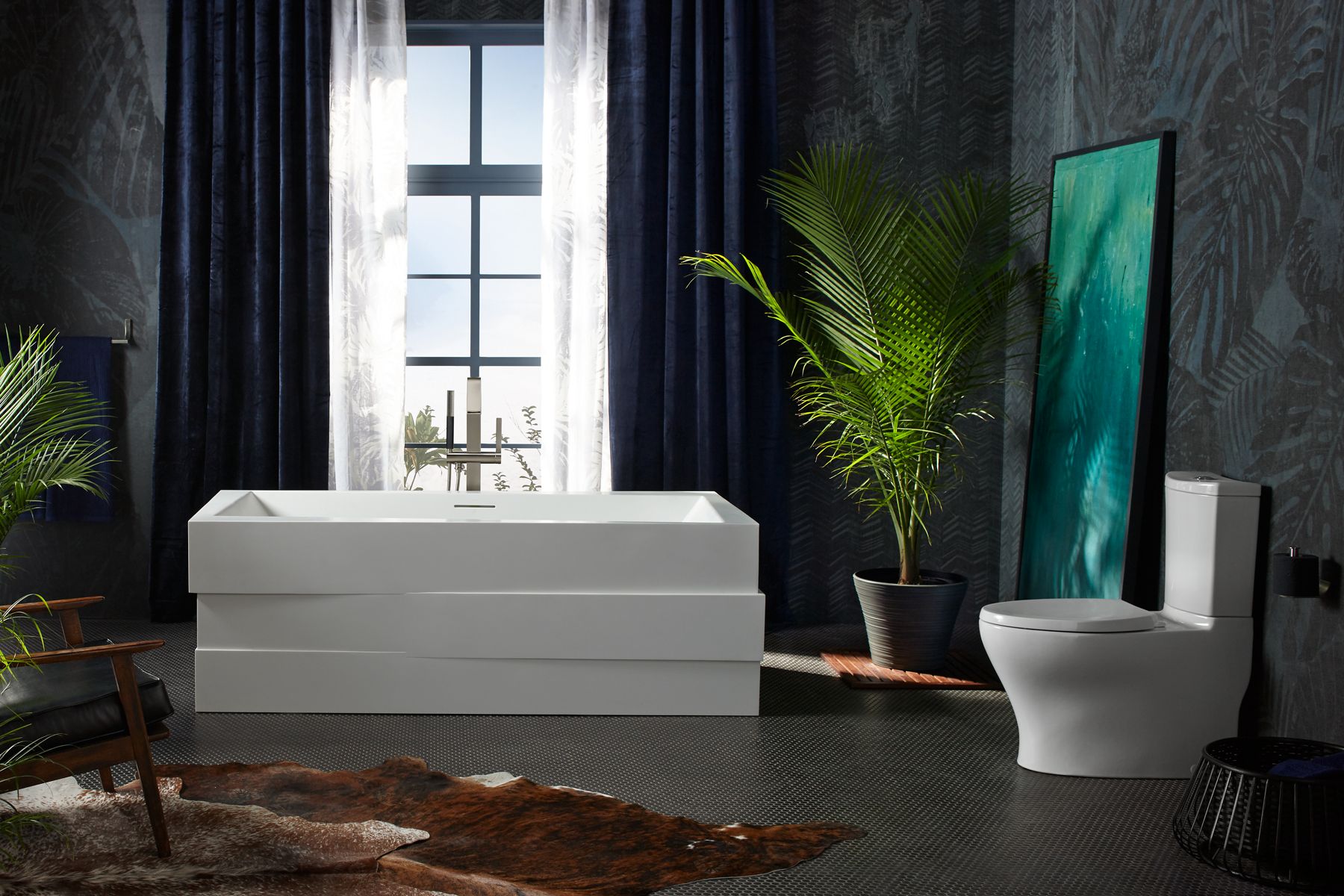 Up to 2 walls & multiple product categories visible