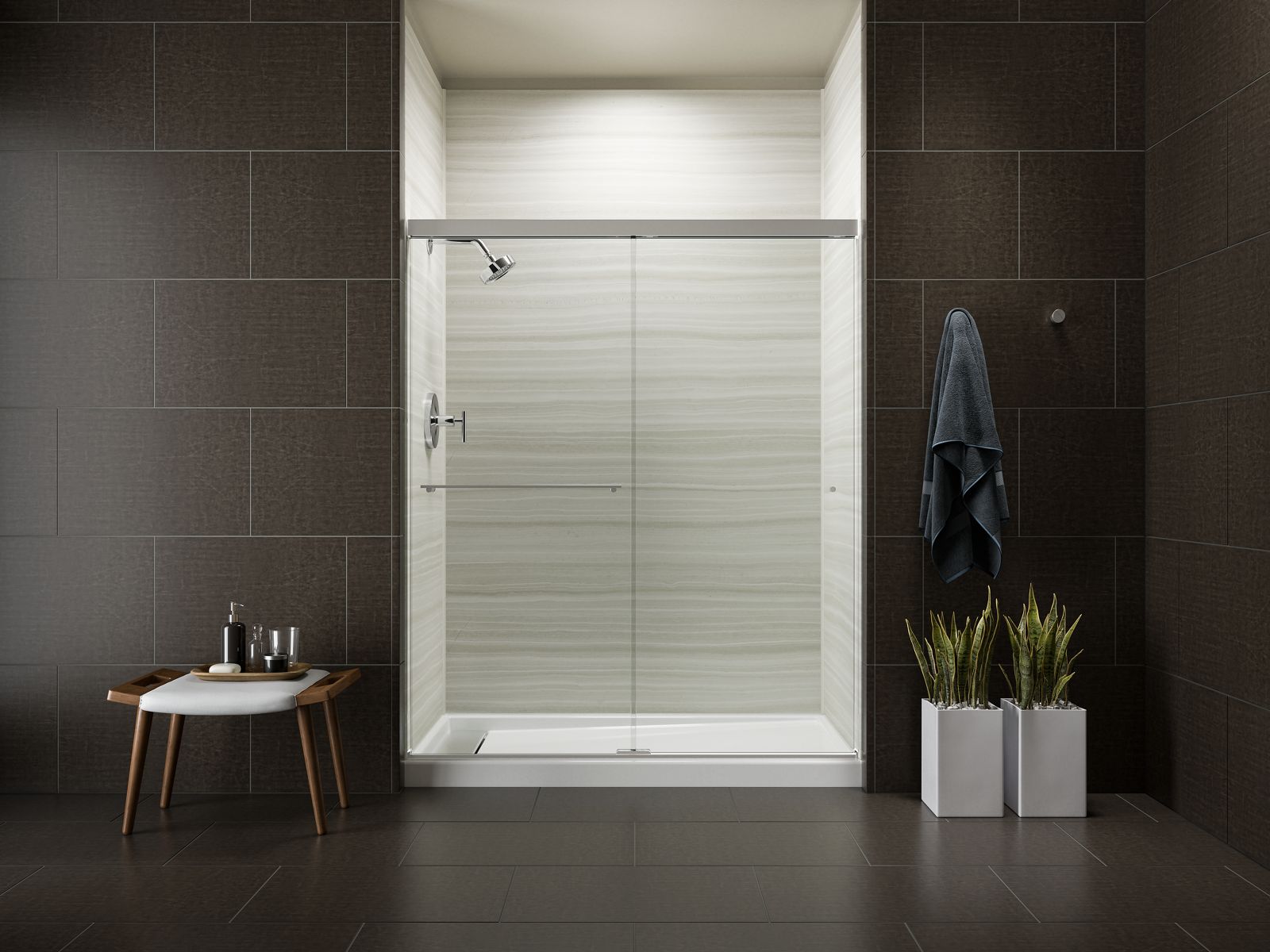 Up to 2 walls & multiple product categories visible