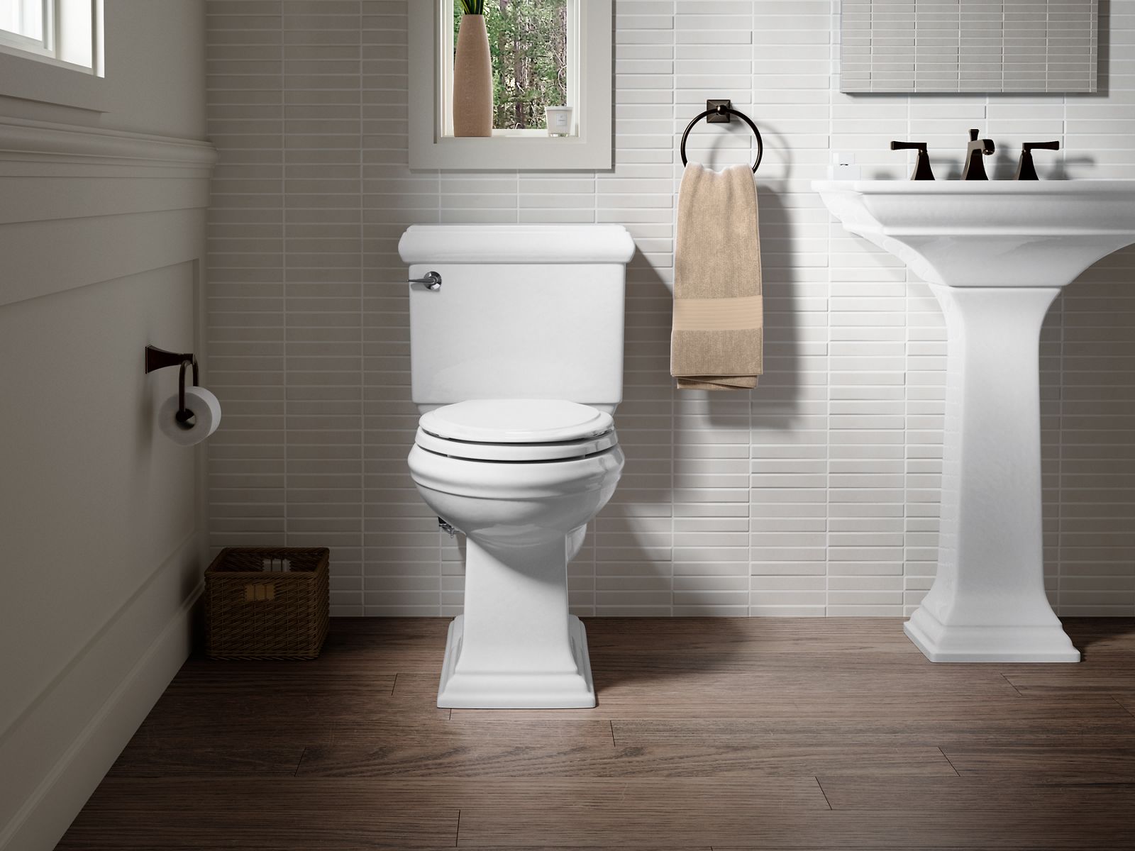 Up to 2 walls & multiple product categories visible