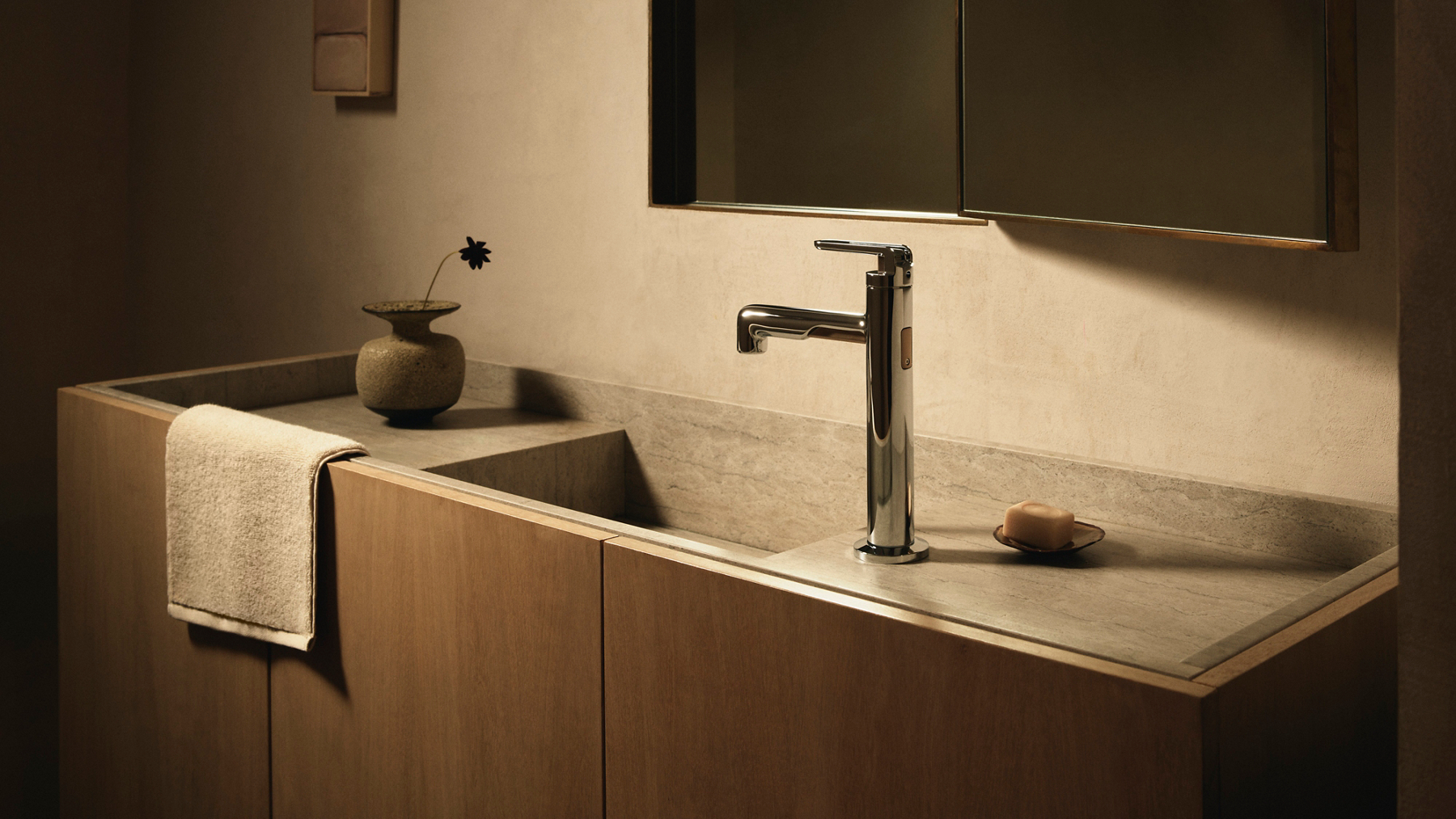 SINK FAUCETS